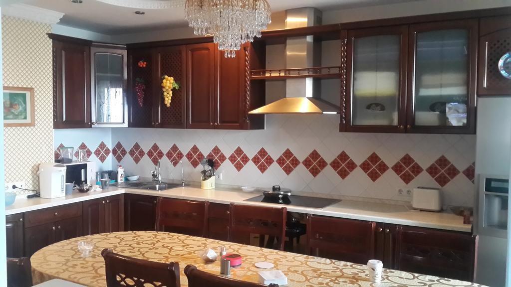Triumph Astana Hostel アスターナ エクステリア 写真