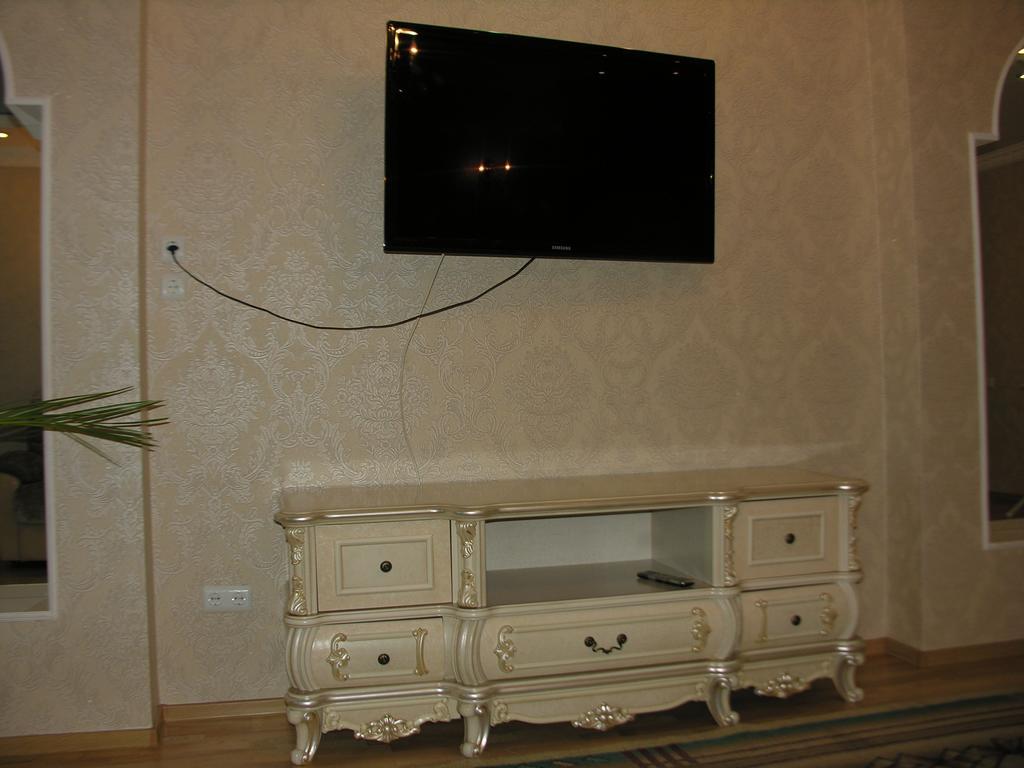 Triumph Astana Hostel アスターナ エクステリア 写真