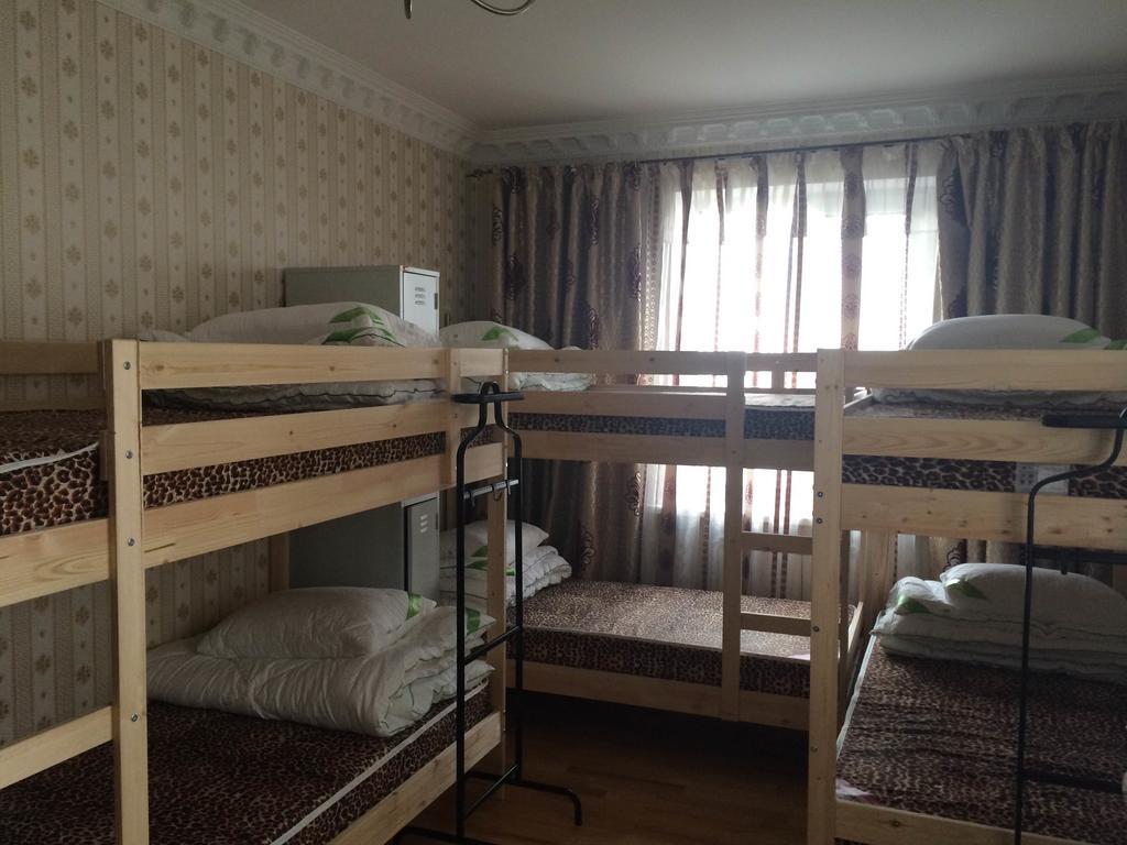 Triumph Astana Hostel アスターナ 部屋 写真