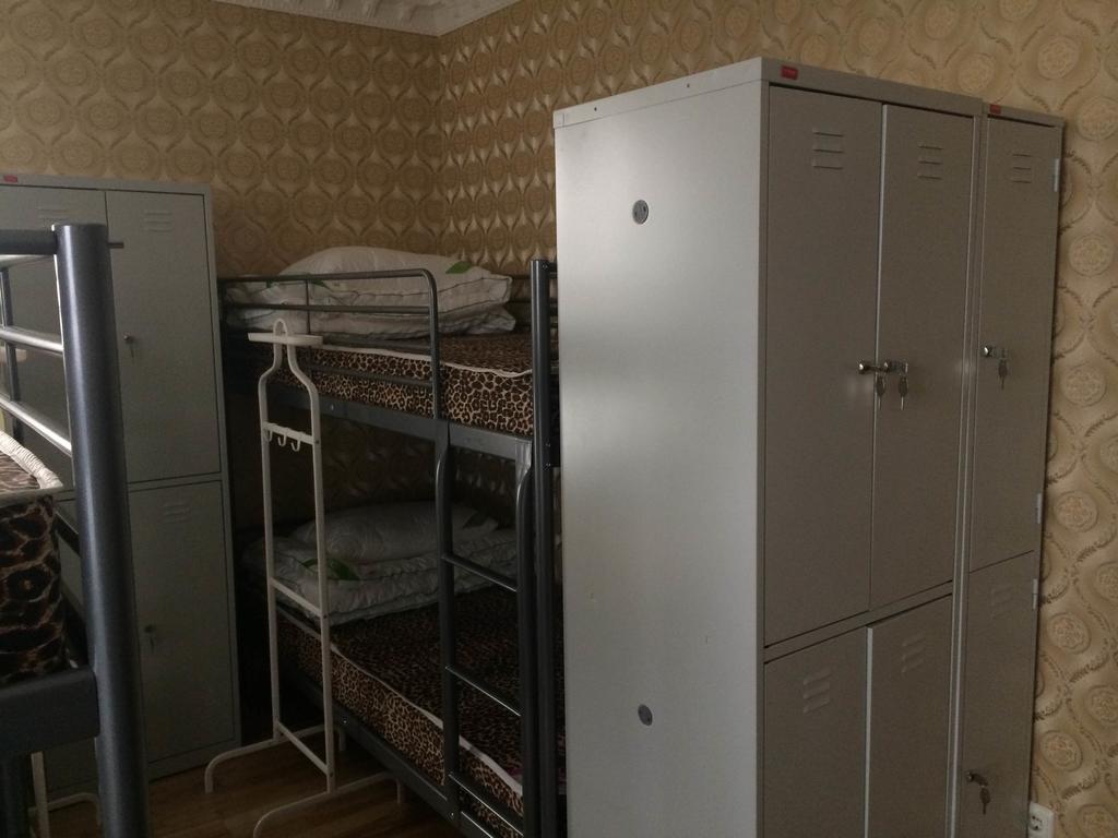 Triumph Astana Hostel アスターナ 部屋 写真