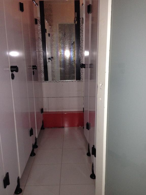 Triumph Astana Hostel アスターナ エクステリア 写真