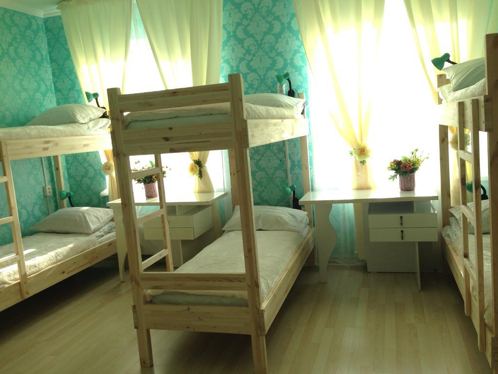 Triumph Astana Hostel アスターナ 部屋 写真